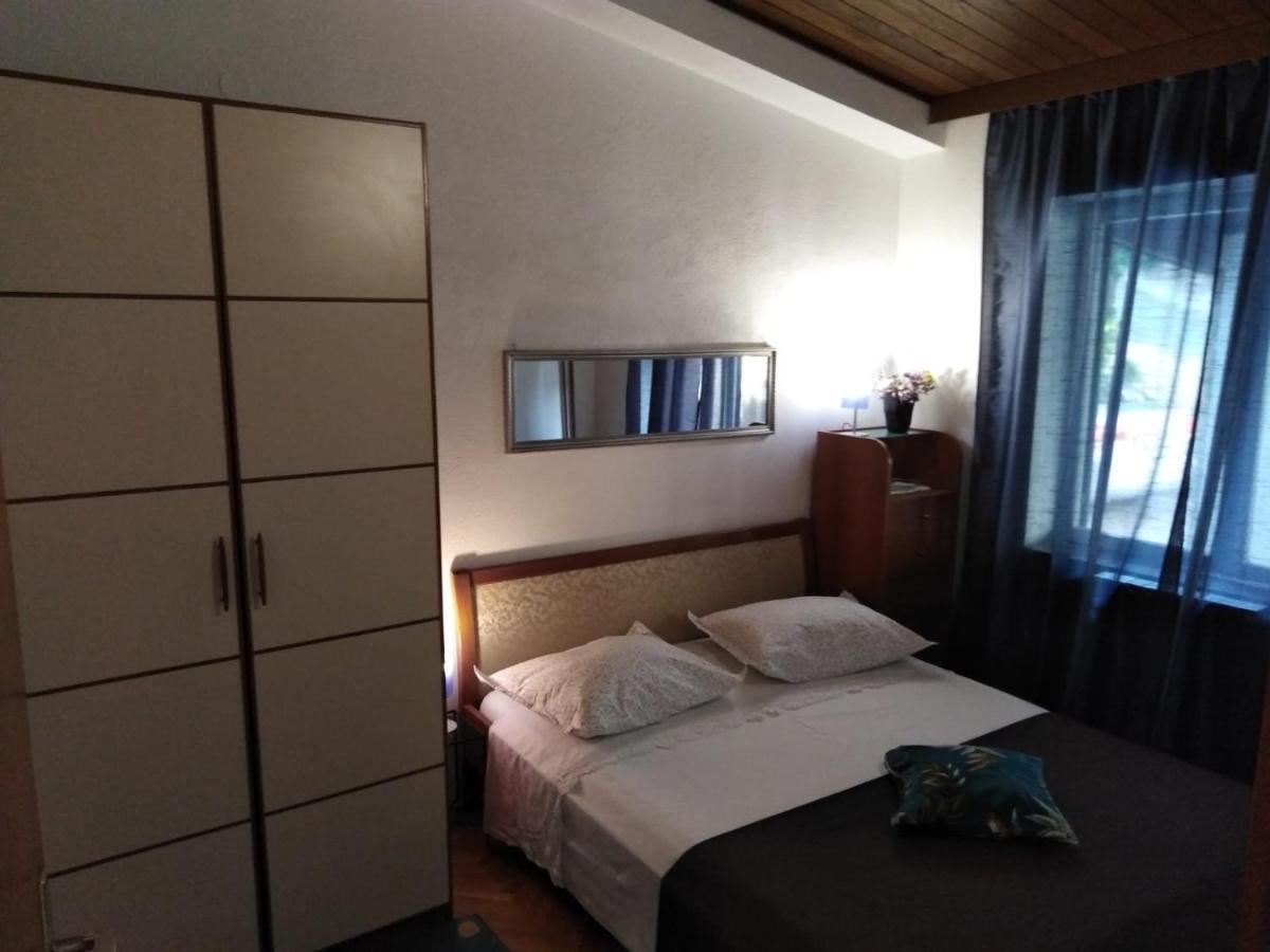 Apartman Ivan 2 Brela Exterior foto